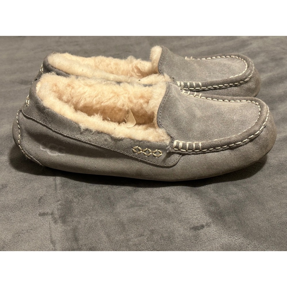 UGG Ansley Grey Suede Wool Lined Moccasin Slippers Womens 9 - Picture 2 of 9